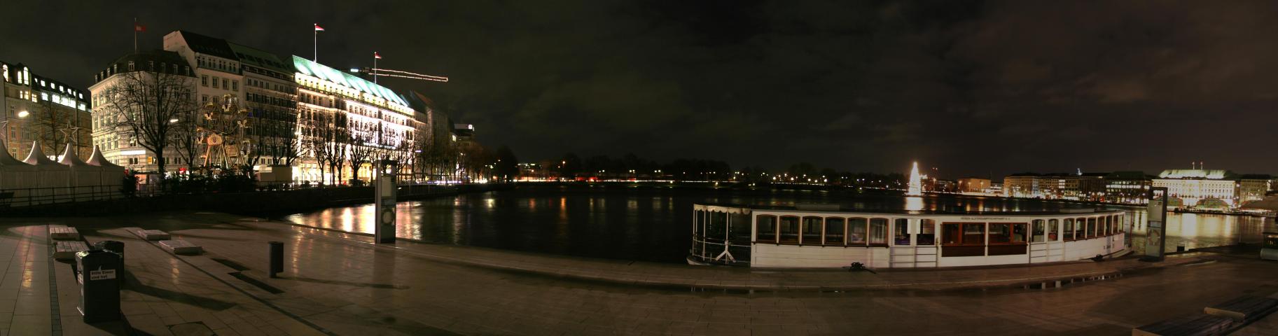 Skaliertes Bild Hamburg_Binnenalster2_20111209.jpg 