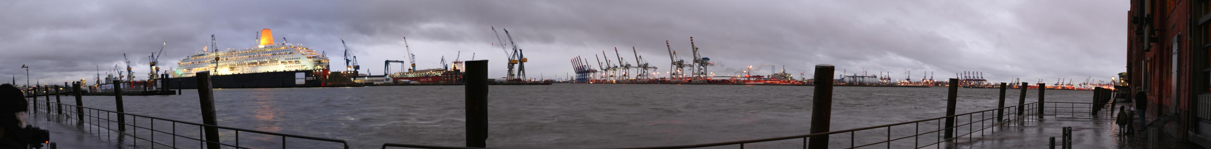 Skaliertes Bild Hamburg_Fischmarkt_20111209.jpg 